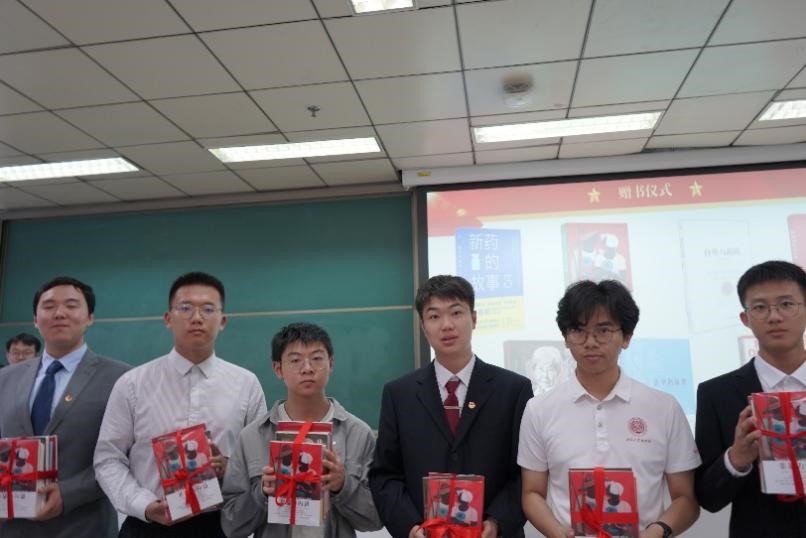 5a8e7b90bca44353a94a505f4af3bfe9.jpg 5a8e7b90bca44353a94a505f4af3bfe9.jpg