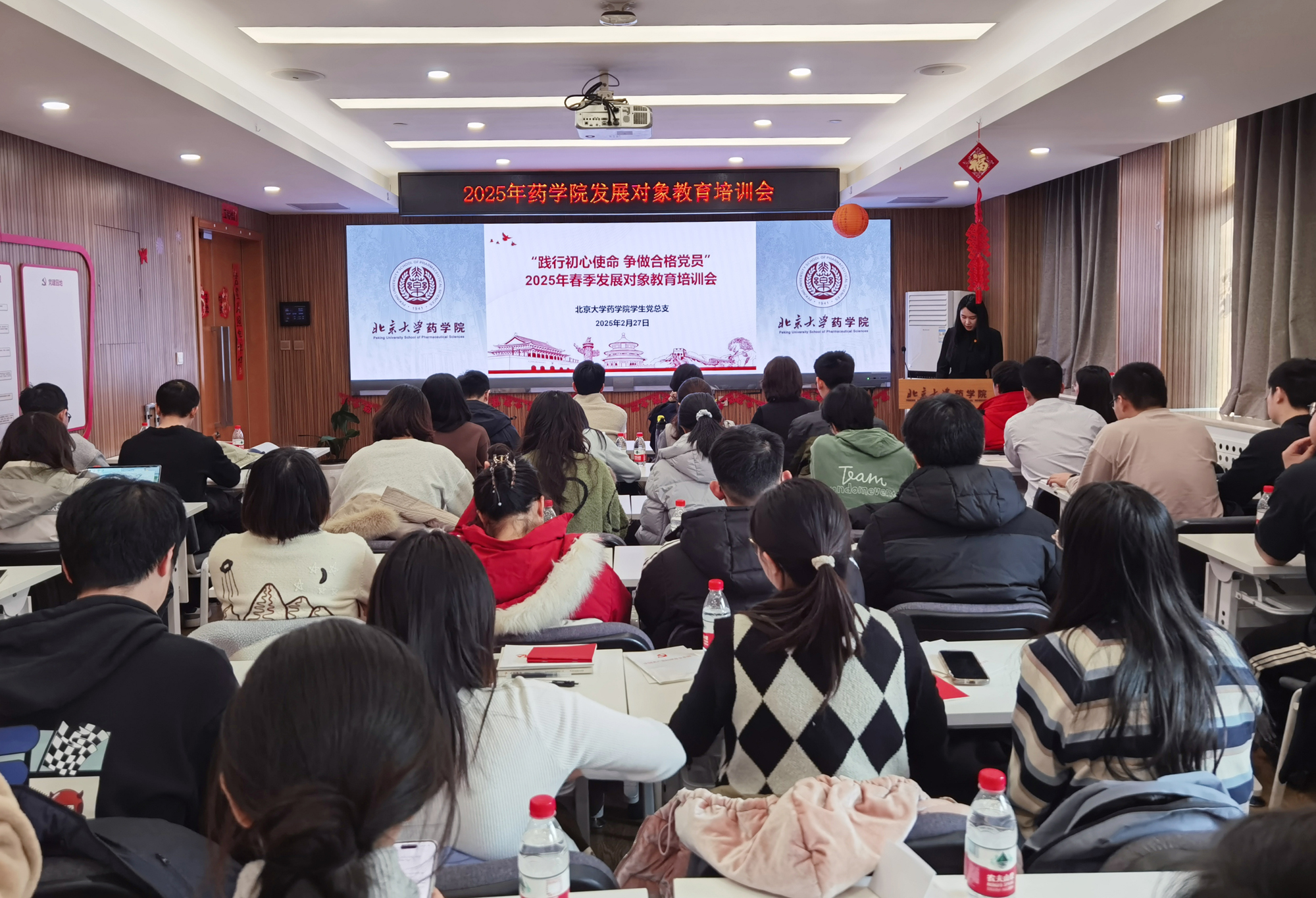 682b2b8cd25c4dcc8be733681abff367.jpg 682b2b8cd25c4dcc8be733681abff367.jpg